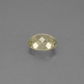 Diasporo cangiante naturale  da 0,82 ct, taglio ovale, VS