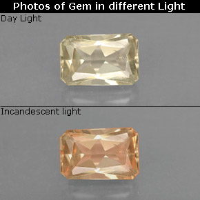 Diasporo cangiante naturale  da 0,96 ct, taglio smeraldo, VS