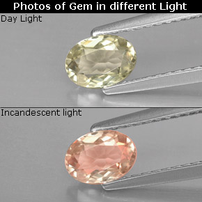 Diasporo cangiante naturale  da 0,61 ct, taglio ovale, VS