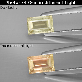 Diasporo cangiante naturale  da 0,86 ct, baguette, VS-SI