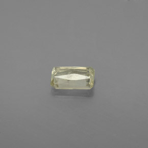 Diasporo cangiante naturale  da 0,73 ct, taglio smeraldo, SI