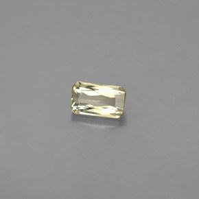 Diasporo cangiante naturale  da 0,62 ct, taglio smeraldo, VS