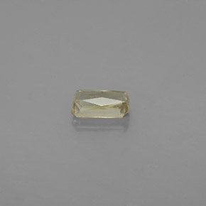 Diasporo cangiante naturale  da 0,62 ct, taglio smeraldo, VS