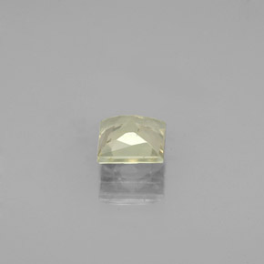 Diasporo cangiante naturale  da 0,76 ct, quadrato, VS-SI