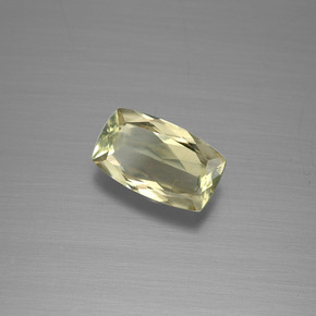 Diaspro cangiante Giallo pallido naturale da 1.29 ct, Taglio a cuscino, VS