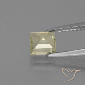 Diaspro cangiante Giallo molto chiaro naturale da 0.97 ct, Quadrato, VVS-VS