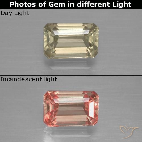 1.27ct Naturale Giallo dorato chiaro Diaspro cangiante, Taglio smeraldo, VVS-VS