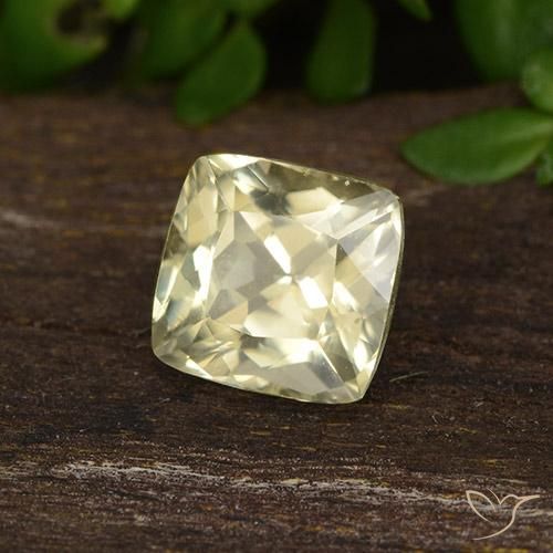 Diaspro cangiante Giallo chiaro naturale da 0.87 ct, Cuscino, VVS-VS