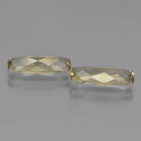 Diasporo cangiante naturale giallo da 2,78 ct, taglio a cuscino, VVS