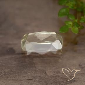 Diaspro cangiante Giallo molto chiaro naturale da 0.94 ct, Cuscino, VVS-VS