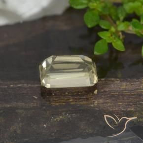 Diaspro cangiante Giallo molto chiaro naturale da 0.81 ct, Ottagonale / Taglio smeraldo, VVS-VS