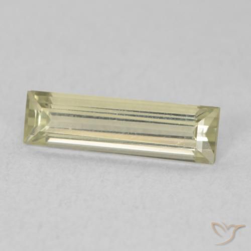 Diaspro cangiante Giallo chiaro naturale da 0.58 ct, Taglio a baguette, VVS-VS