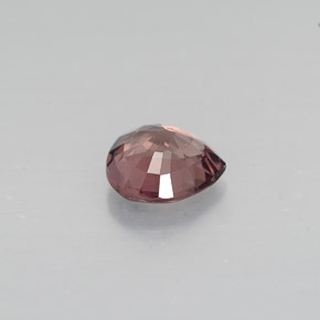Granato cangiante Rosato a rosso-rosa naturale da 0.75 ct, Forma a pera, VS-SI