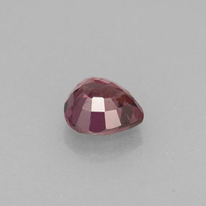 Granato cangiante Viola a rosso-rosa naturale da 0.92 ct, Forma a pera, VS