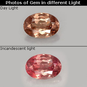 Granato cangiante Marrone dorato a rosa naturale da 0.94 ct, Taglio ovale, VS-SI