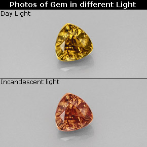 Granato cangiante Marrone verdastro a rosa rossa naturale da 0.88 ct, Taglio trillion, VS