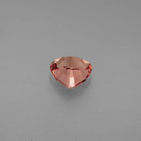 Granato cangiante Rosato a rosso-rosa naturale da 0.88 ct, Taglio trillion, VS