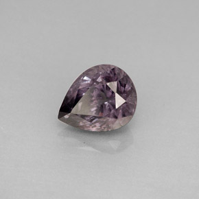 Granato cangiante Viola a rosso naturale da 1.76 ct, Forma a pera, VS