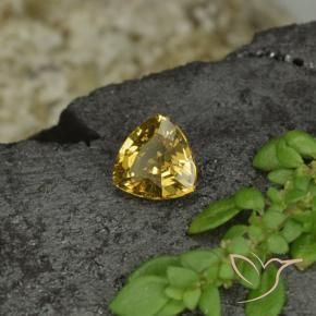 Granato cangiante naturale giallo da 0,61 ct, trillion, VS