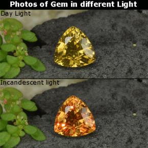 Granato cangiante naturale giallo da 0,68 ct, trillion, VS