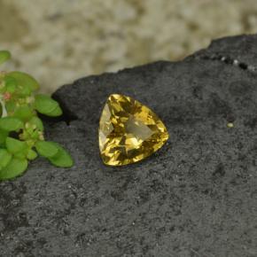 Granato cangiante naturale giallo da 0,68 ct, trillion, VS