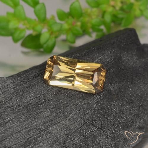 Granato cangiante Marrone dorato naturale da 0.69 ct, Ottagonale / Taglio smeraldo, VS