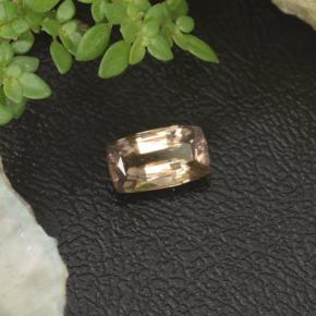 Granato cangiante Oro naturale da 1.14 ct, Taglio a cuscino, VS-SI