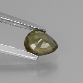 Granato cangiante Marrone verdastro a rosa rossa naturale da 0.55 ct, Forma a pera, VS