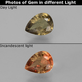 Granato cangiante Verde a Rosso-Rosa naturale da 0.73 ct, Forma a pera, VS