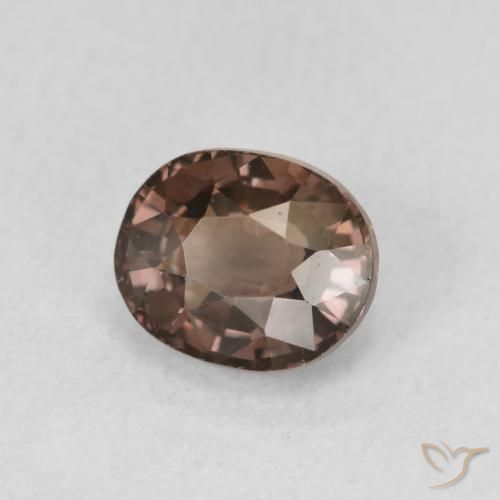 Granato cangiante Marrone Chiaro Medio naturale da 1.50 ct, Ovale, VS