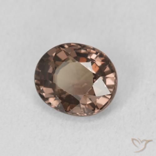 Granato cangiante Marrone medio naturale da 1.35 ct, Ovale, VVS
