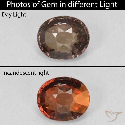1.39ct Naturale Marrone medio Granato cangiante, Ovale, VVS