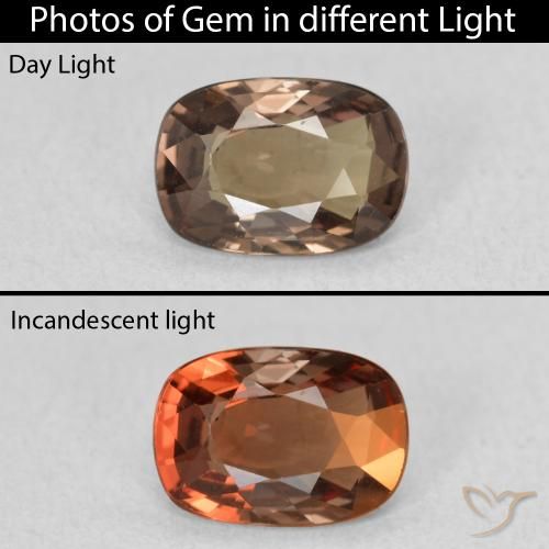 0.97ct Naturale Marrone Chiaro Medio Granato cangiante, Cuscino, VS