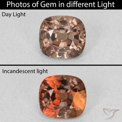 0.95ct Naturale Marrone medio Granato cangiante, Cuscino, VS