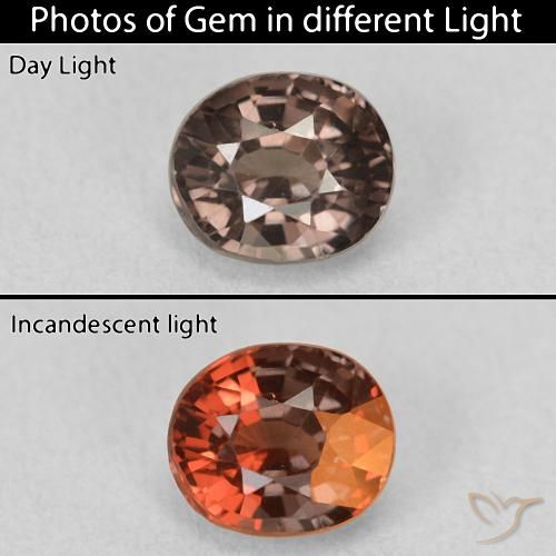1.20ct Naturale Marrone medio Granato cangiante, Ovale, VVS