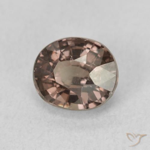 Granato cangiante Marrone medio naturale da 1.20 ct, Ovale, VVS