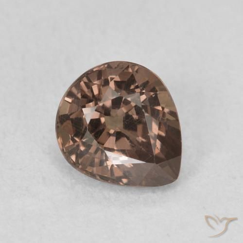 Granato cangiante Marrone scuro naturale da 0.97 ct, Forma a pera, VS