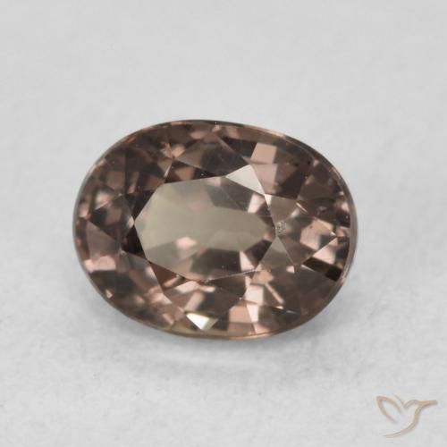 Granato cangiante Marrone scuro naturale da 0.98 ct, Ovale, VVS