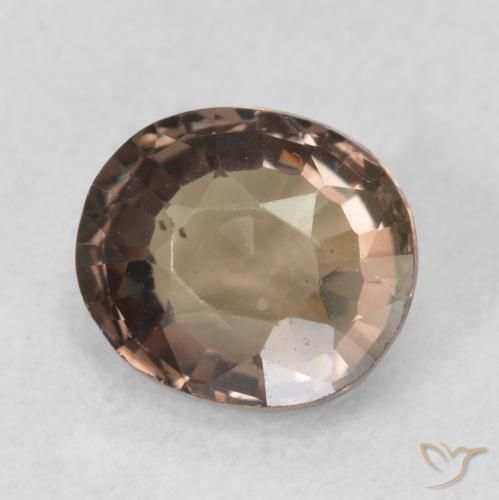 Granato cangiante Marrone scuro naturale da 1.16 ct, Ovale, VVS
