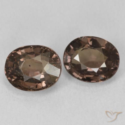 Gemme di Granato cangiante Marrone Chiaro Medio naturale da 3.15 ct, Ovale, VVS-VS