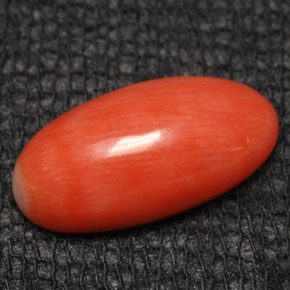 Corallo Color salmone naturale da 2.83 ct, Taglio ovale, Opaco
