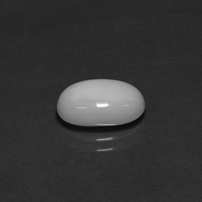 Corallo naturale bianco da 2,54 ct, taglio ovale, opaco