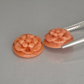 Corallo naturale rosa da  ct, forma fantasia, opaco