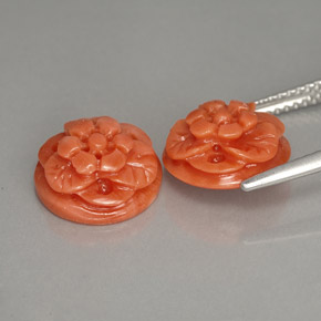 Corallo naturale rosa da  ct, forma fantasia, opaco