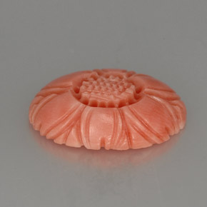 Corallo naturale rosa da 3,24 ct, forma fantasia, opaco