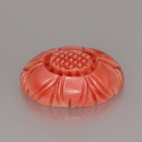 Corallo naturale rosa da 3,97 ct, forma fantasia, opaco