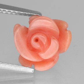 Corallo naturale rosa da 2,94 ct, forma fantasia, opaco