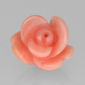 Corallo naturale rosa da 2,94 ct, forma fantasia, opaco