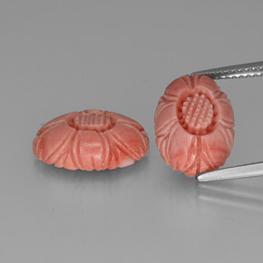Corallo naturale rosso da 7,80 ct, taglio fiore, opaco