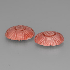Corallo naturale rosso da 7,80 ct, taglio fiore, opaco